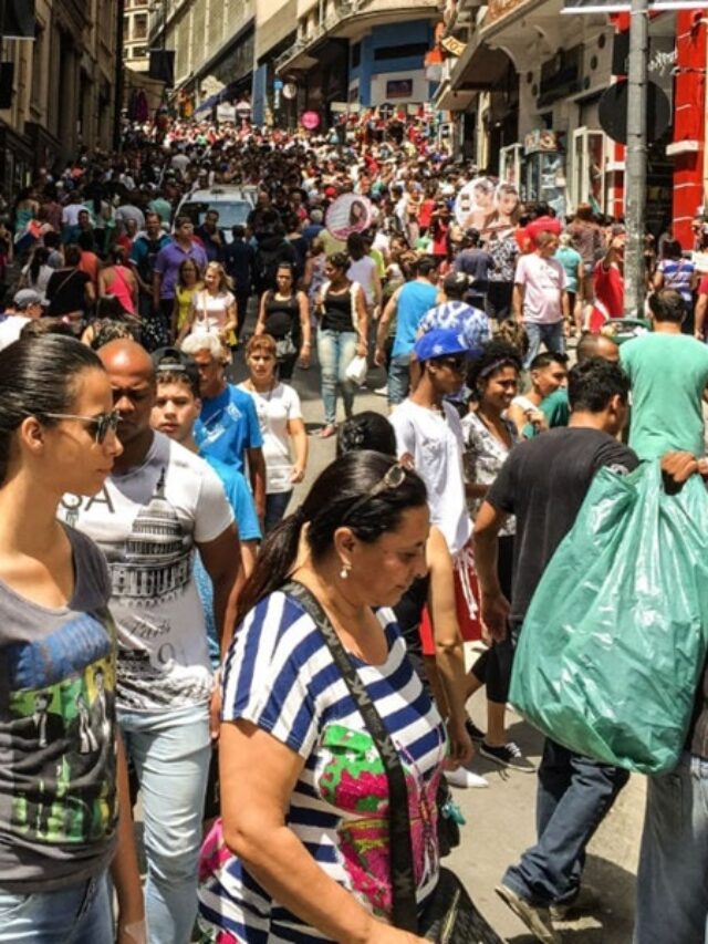 Brasil já tem 203,1 milhões de habitantes